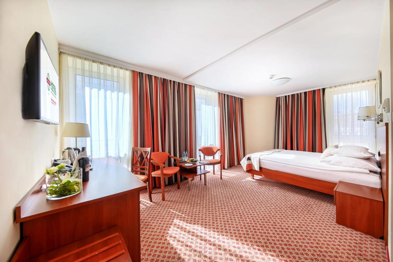 Hotel Gromada Warszawa Centrum Exterior foto